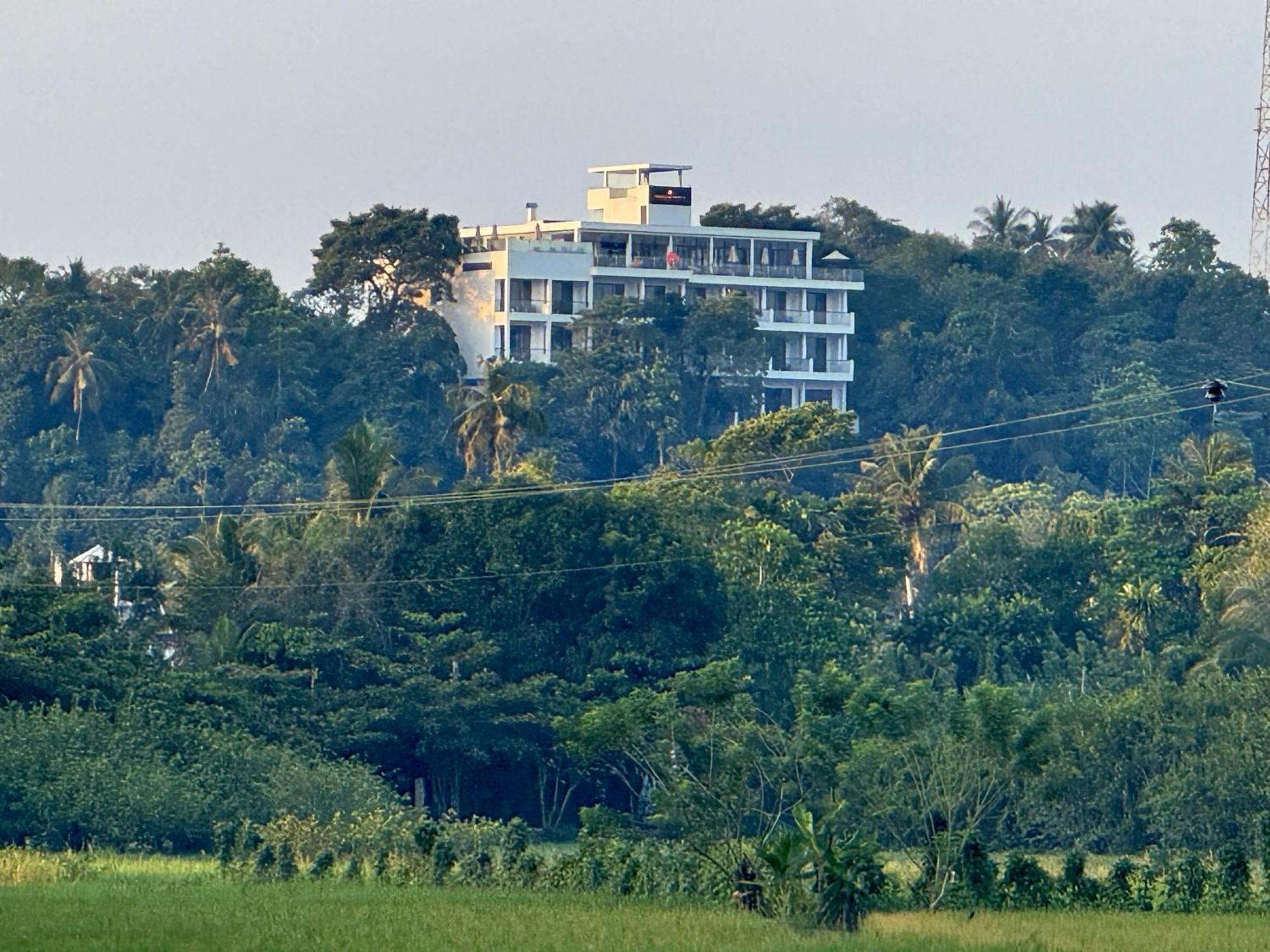 Coastline Mirissa Boutique Hotel And Spa Exterior foto