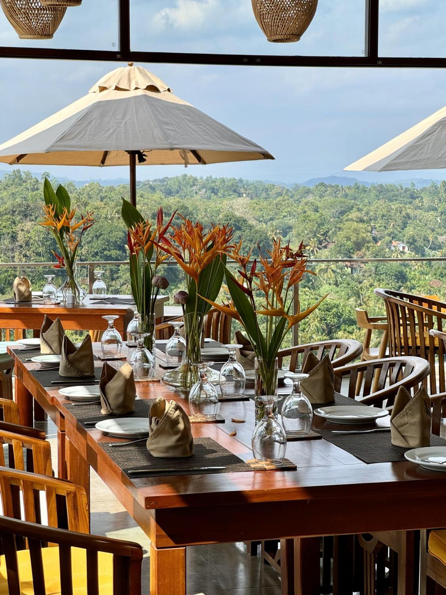 Coastline Mirissa Boutique Hotel And Spa Exterior foto