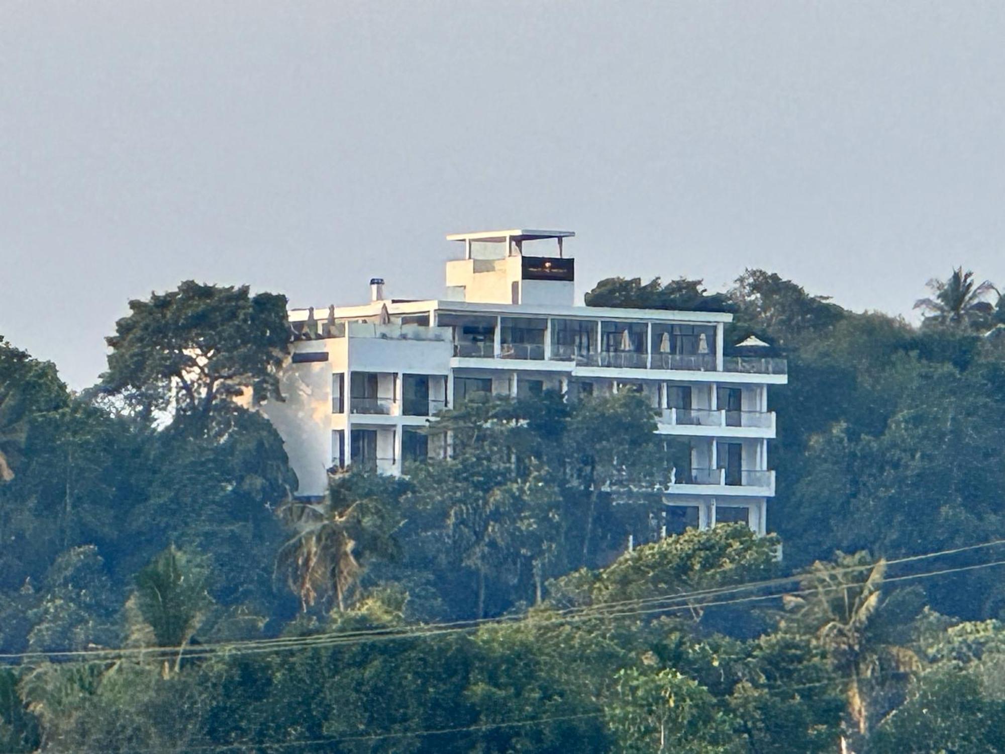 Coastline Mirissa Boutique Hotel And Spa Exterior foto